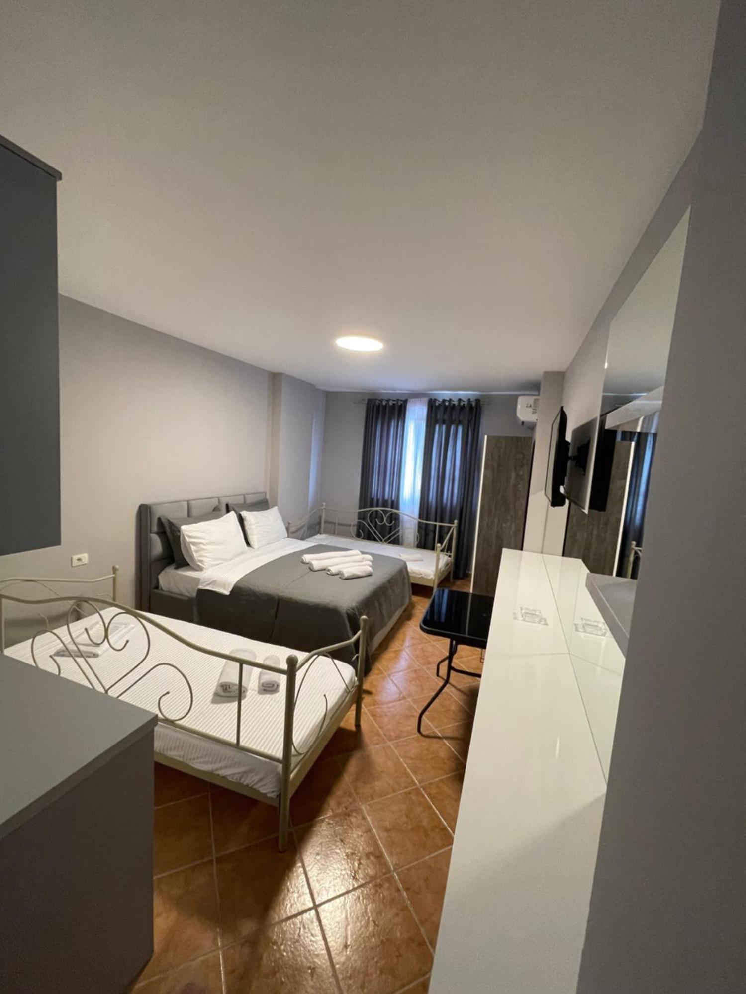 Raci Apartament *
